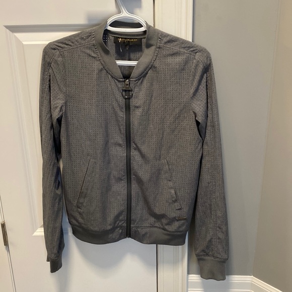 💥💥 SOLD 💥💥 Donna Karan lightweight grey front zip jacket size small. - Picture 1 of 9